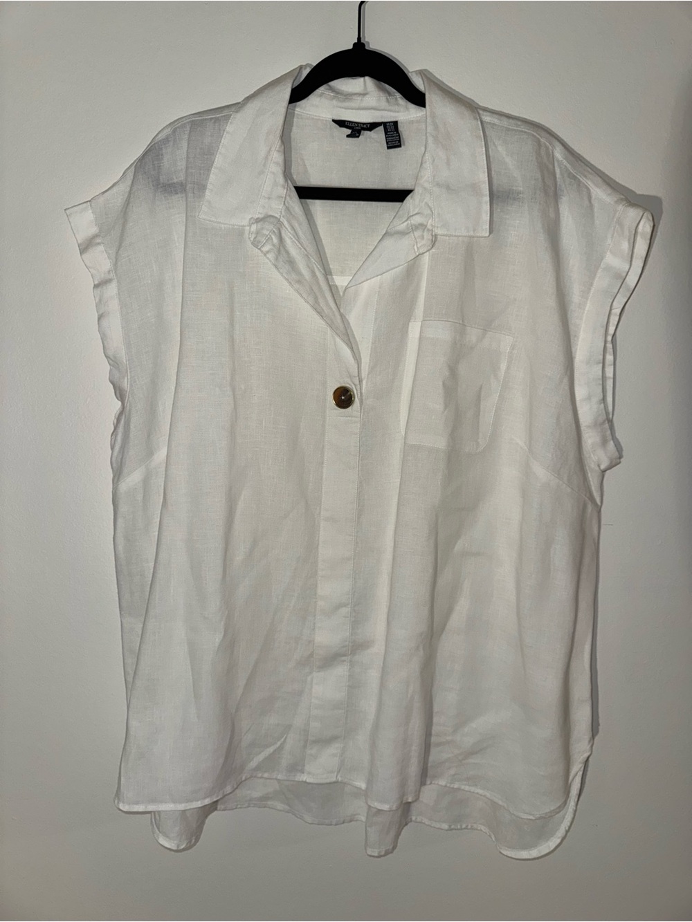 Ellen Tracy White Linen Collared Button-Up